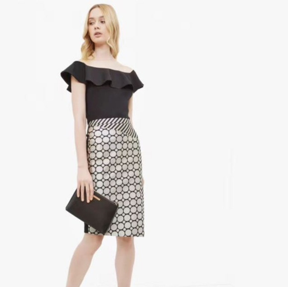 Ted Baker Dresses & Skirts - Ted Baket Pensa Asymmetric Woven Pencil‎ Skirt
